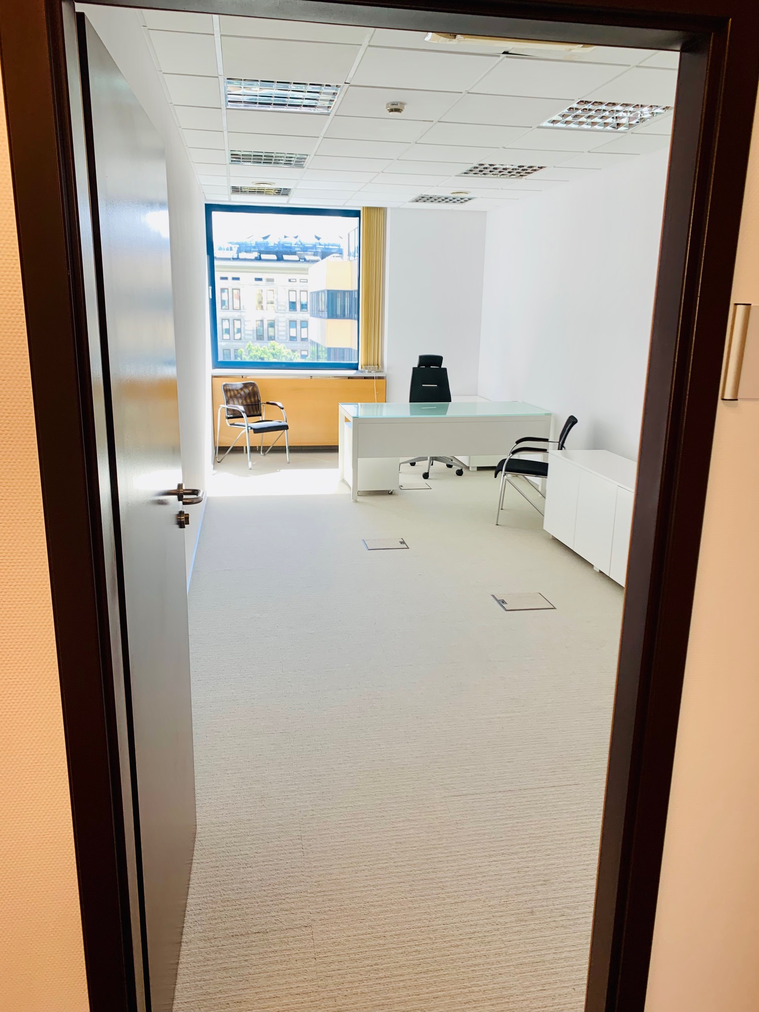 Biura Roma Office Center, Nowogrodzka 47A, Warszawa | ShareSpace